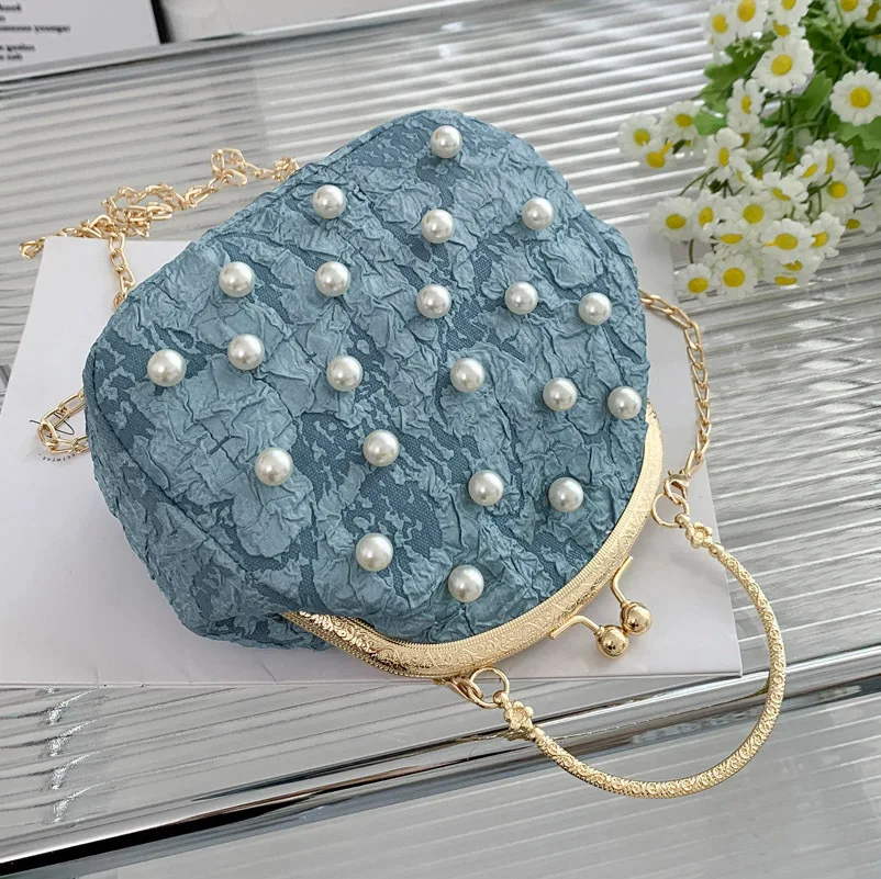 Popular Niche Bag Women's Bag 2022 Summer New Fashion Chain Messenger Bag High-quality Texture Shoulder Handbag
Popular Niche Bag Women's Bag 2022 Summer New Fashion Chain Messenger Bag High-quality Texture Shoulder Handbag