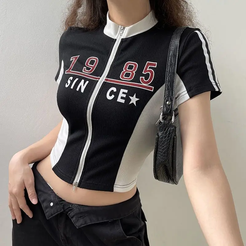 Hikigawa Summer Contrast Color Letter Printed Patchwork Short-sleeved T-shirt Casual All Match Turn Down Collar Crop Top Mujer
Hikigawa Summer Contrast Color Letter Printed Patchwork Short-sleeved T-shirt Casual All Match Turn Down Collar Crop Top Mujer