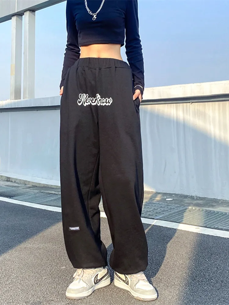 Black Letters Print Casual Pants Women's Design Spring And Autumn High Waist Wide Leg Pants Loose Leggings
Black Letters Print Casual Pants Women's Design Spring And Autumn High Waist Wide Leg Pants Loose Leggings