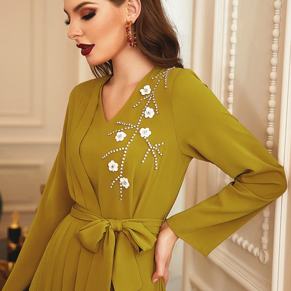 Robe Femme Musulmane Muslim Dress Muslim Fashion Diamond Dress Flower Pleated Long Sleeve V-Neck Dubai Abaya Turkey Long Dress
Robe Femme Musulmane Muslim Dress Muslim Fashion Diamond Dress Flower Pleated Long Sleeve V-Neck Dubai Abaya Turkey Long Dress