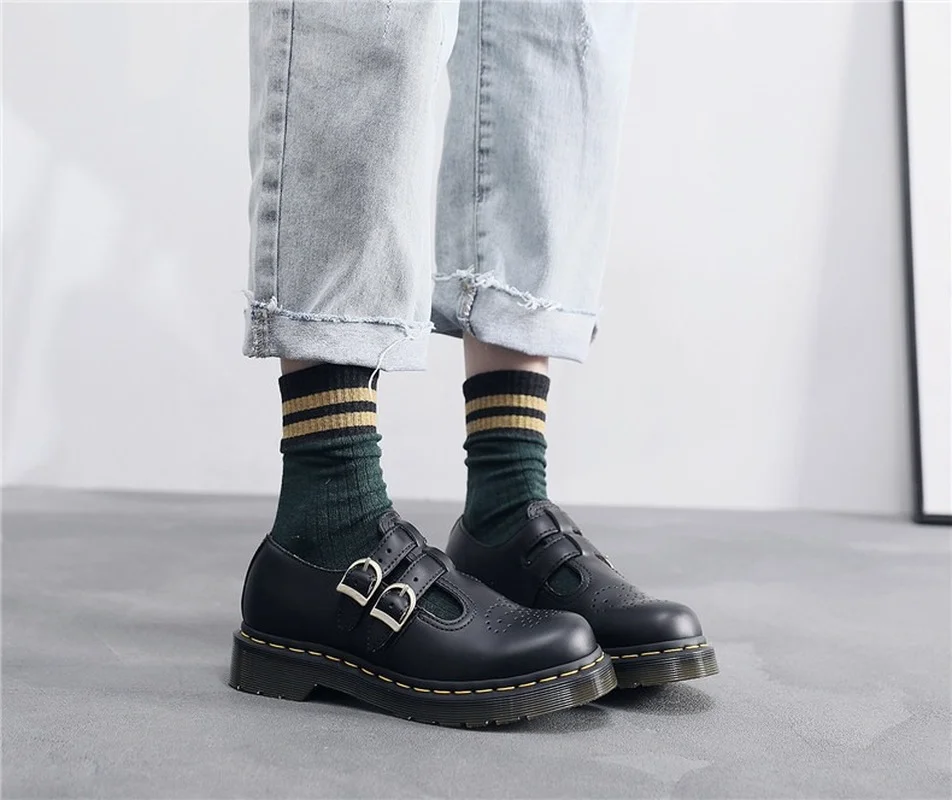 Low-top women's shoes new fashion all-match low-heeled shoes casual shoes simple sandals women shoes sandals women
Low-top women's shoes new fashion all-match low-heeled shoes casual shoes simple sandals women shoes sandals women
