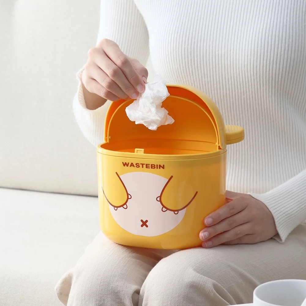 Desktop trash can Bear household mini flip desktop trash can Shake lid peel bucket Explosive cartoon desk small trash can
Desktop trash can Bear household mini flip desktop trash can Shake lid peel bucket Explosive cartoon desk small trash can