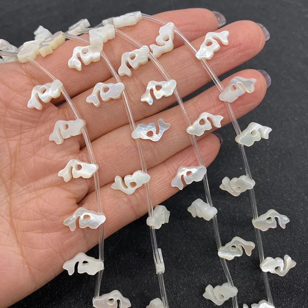3pcs Pack White Natural Shell Fish Charm Bead Pendant Mother of Pearl for Diy Jewelry Fetch Earrings Necklace Accessories
3pcs Pack White Natural Shell Fish Charm Bead Pendant Mother of Pearl for Diy Jewelry Fetch Earrings Necklace Accessories