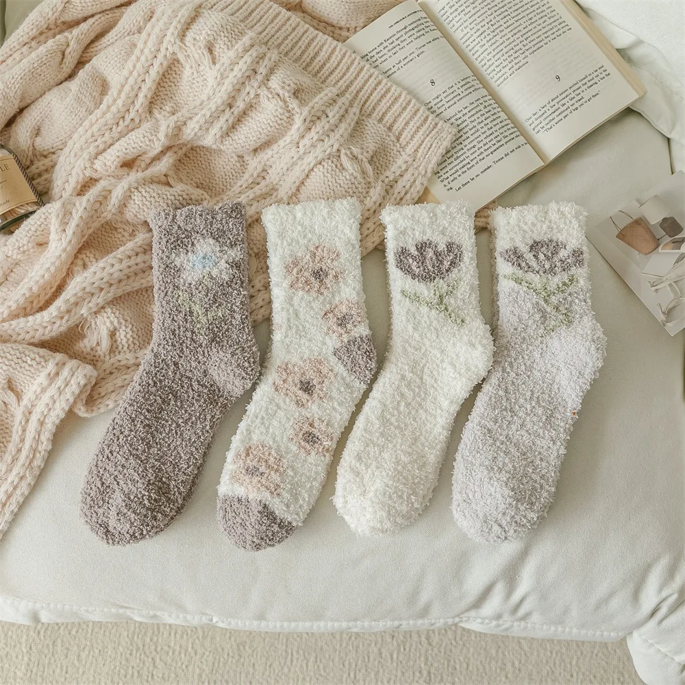 

12 Pairs Women Socks Tulip Flower Fluffy Coral Velvet Thick Warm Winter Girls Indoor Floor Towel Sock Breathable Girls Cute Sox