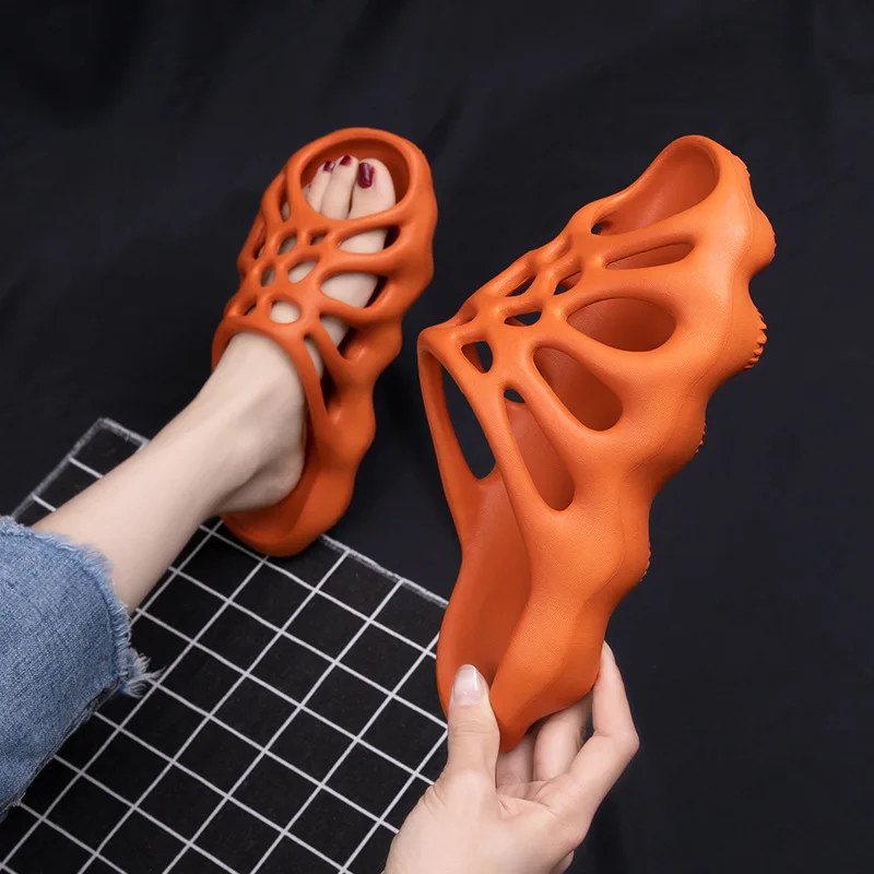 Hollow Platform Women Slippers Outdoor Beach Slides Soft EVA Non-slip Sole Couples Indoor Bathroom Home Slipper Ladies Shoes
Hollow Platform Women Slippers Outdoor Beach Slides Soft EVA Non-slip Sole Couples Indoor Bathroom Home Slipper Ladies Shoes