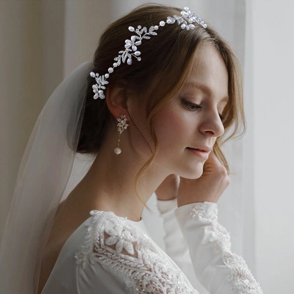 Pearl Wedding Headband With Ribbon Bridal Headdresses Alloy Leaf Pearls Wedding Bride Accessories Hair Wreath Woman Hair Vine
Pearl Wedding Headband With Ribbon Bridal Headdresses Alloy Leaf Pearls Wedding Bride Accessories Hair Wreath Woman Hair Vine