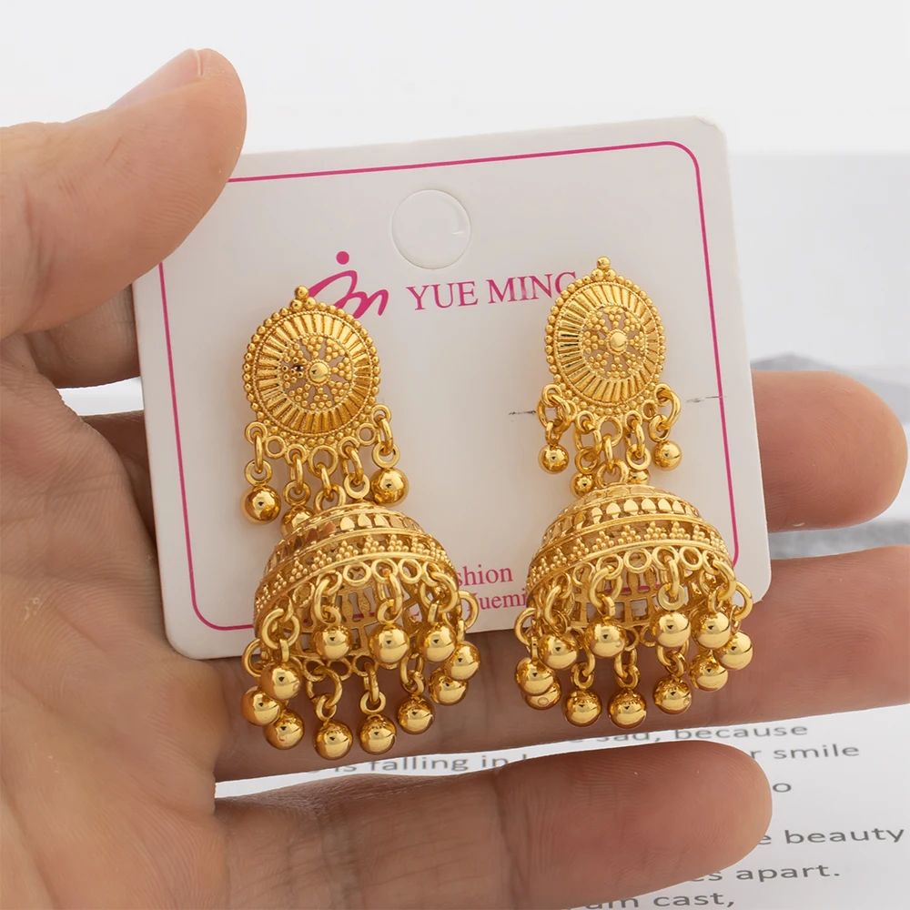 Dubai 18K Gold Plated Tassel Earrings for Women Fashion Drop Earrings Daily Wear Arab Charm Pendant Party Gift Jewelry Accessory
Dubai 18K Gold Plated Tassel Earrings for Women Fashion Drop Earrings Daily Wear Arab Charm Pendant Party Gift Jewelry Accessory
