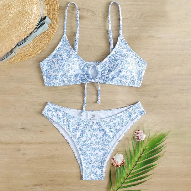 2023 Two Piece New Floral Bikini Set Women Holiday Sexy Swimsuit Bandage Fit Beach Puch Up Bathing Suit Pad Bra Swimwear Women
2023 Two Piece New Floral Bikini Set Women Holiday Sexy Swimsuit Bandage Fit Beach Puch Up Bathing Suit Pad Bra Swimwear Women