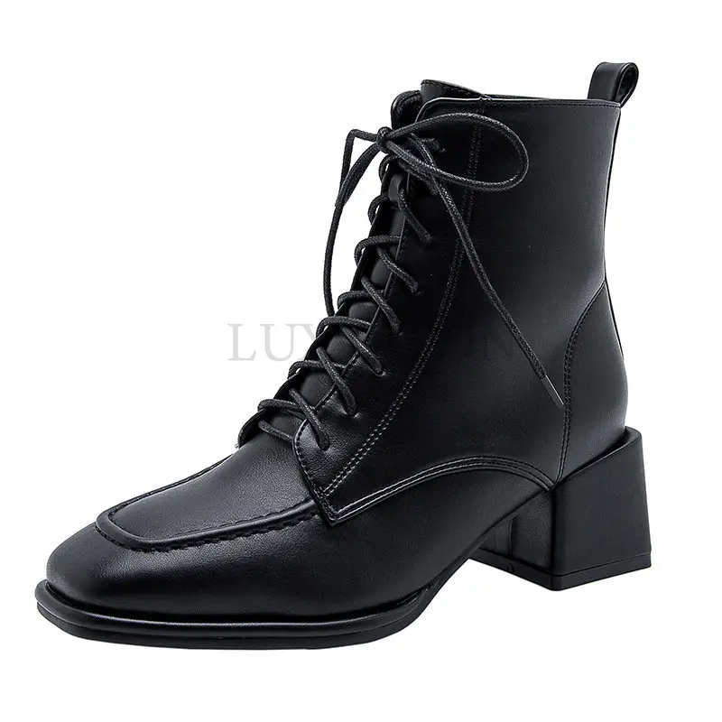 Women Shoes Waterproof Platform Square Heel Fashion High Heels Soft Anti-slip Short Boots Casual Boots Ladies Party Shoes
Women Shoes Waterproof Platform Square Heel Fashion High Heels Soft Anti-slip Short Boots Casual Boots Ladies Party Shoes
