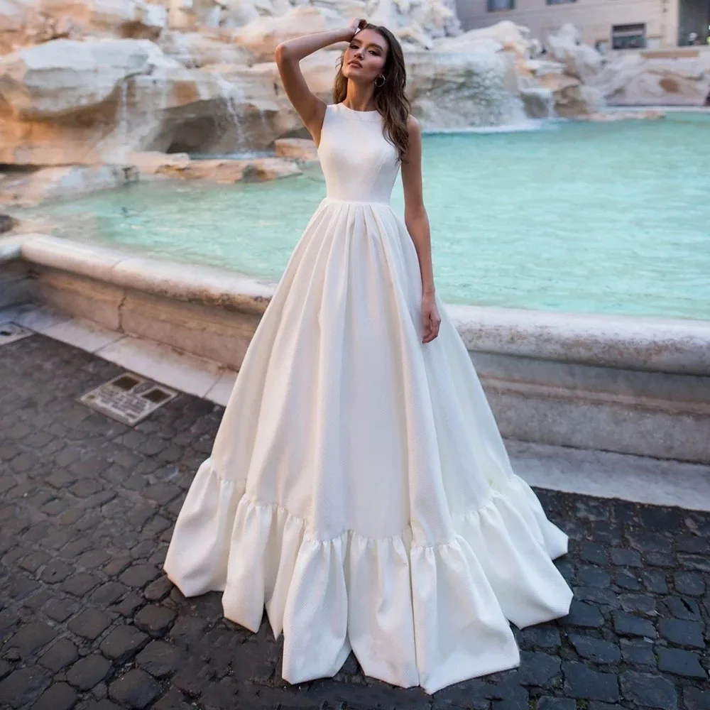 Weilinsha Simple Wedding Dress Ruched White Satin A Line Court Train Custom Made Large Size Bride Gown Robe De soirée De Mariage 
Weilinsha Simple Wedding Dress Ruched White Satin A Line Court Train Custom Made Large Size Bride Gown Robe De soirée De Mariage