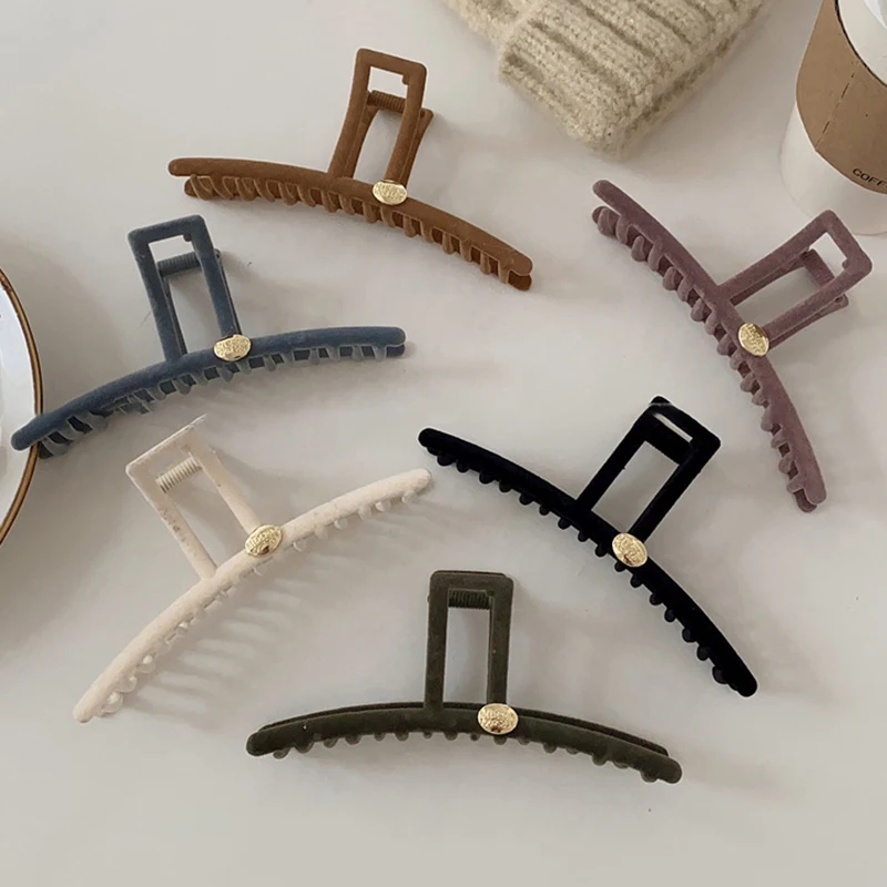 OL Chic Minimalist Letter Color Flocking Hair Claw Clip Black Cool Grip Large Women Hairclip Hair Accessories Girl Office/career
OL Chic Minimalist Letter Color Flocking Hair Claw Clip Black Cool Grip Large Women Hairclip Hair Accessories Girl Office/career