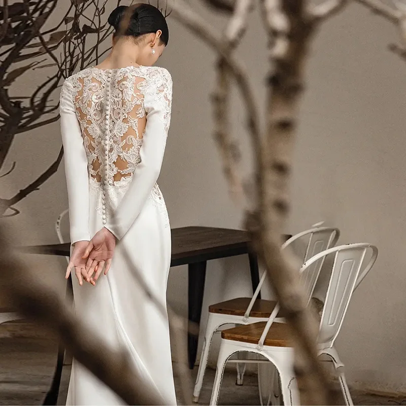Satin Long Sleeves Lace Applique Wedding Gown Custom Made Trumpet Long Court Train Bridal Dresses for Marriage
Satin Long Sleeves Lace Applique Wedding Gown Custom Made Trumpet Long Court Train Bridal Dresses for Marriage