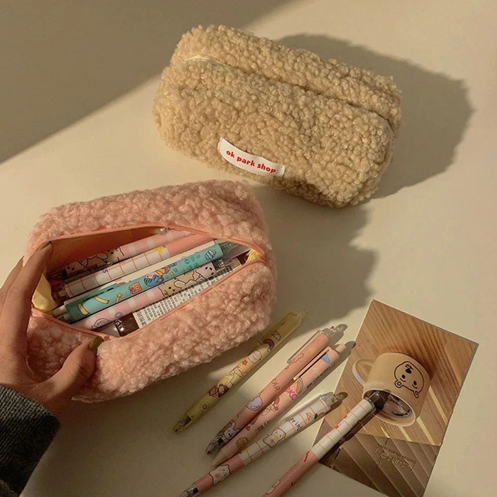 New Lambswool Plush Pencil Case Cute Large Capacity Travel Cosmetic Bag Stuent Pen Storage Pouch School Stationery Supplies
New Lambswool Plush Pencil Case Cute Large Capacity Travel Cosmetic Bag Stuent Pen Storage Pouch School Stationery Supplies
