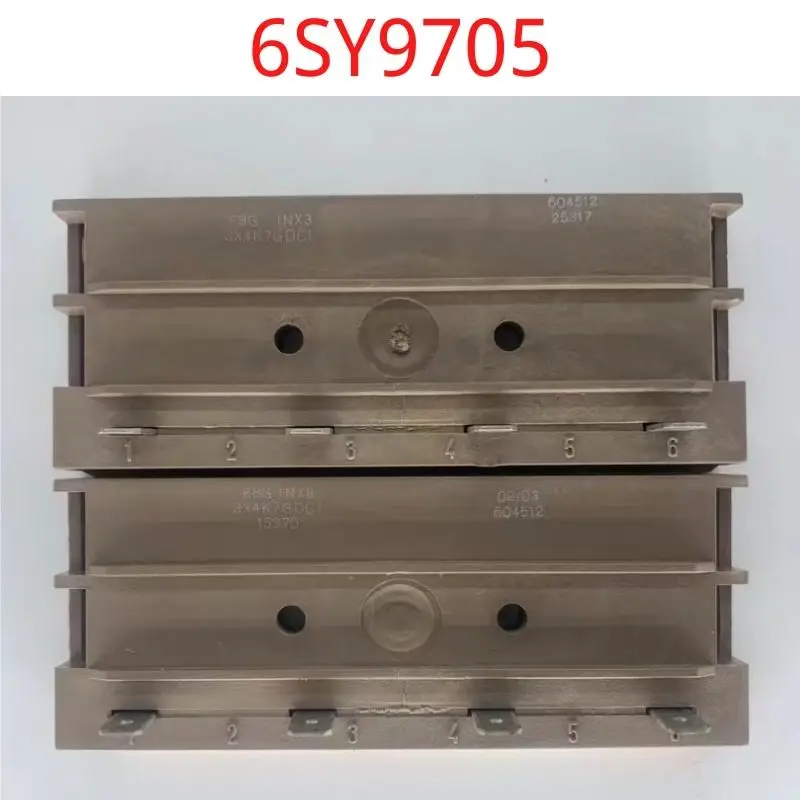 6SY9705 New original Balancing resistor 3x 4.7 kOhm NMA: 604512
6SY9705 New original Balancing resistor 3x 4.7 kOhm NMA: 604512