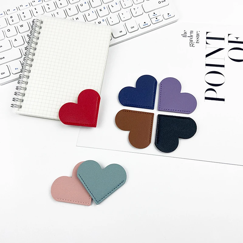 1PC PU Leather Heart Triangle Bookmark Corner Bookmarkers Portable Waterproof Page Bookmark Reading Gifts For Book Reading Lover
1PC PU Leather Heart Triangle Bookmark Corner Bookmarkers Portable Waterproof Page Bookmark Reading Gifts For Book Reading Lover