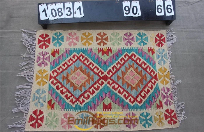 Kilim Carpet Wool Handwoven Wool Carpets Plush Wool For Luxury Circular Carpet Geometric Bedroom Natural Sheep Wool
Kilim Carpet Wool Handwoven Wool Carpets Plush Wool For Luxury Circular Carpet Geometric Bedroom Natural Sheep Wool