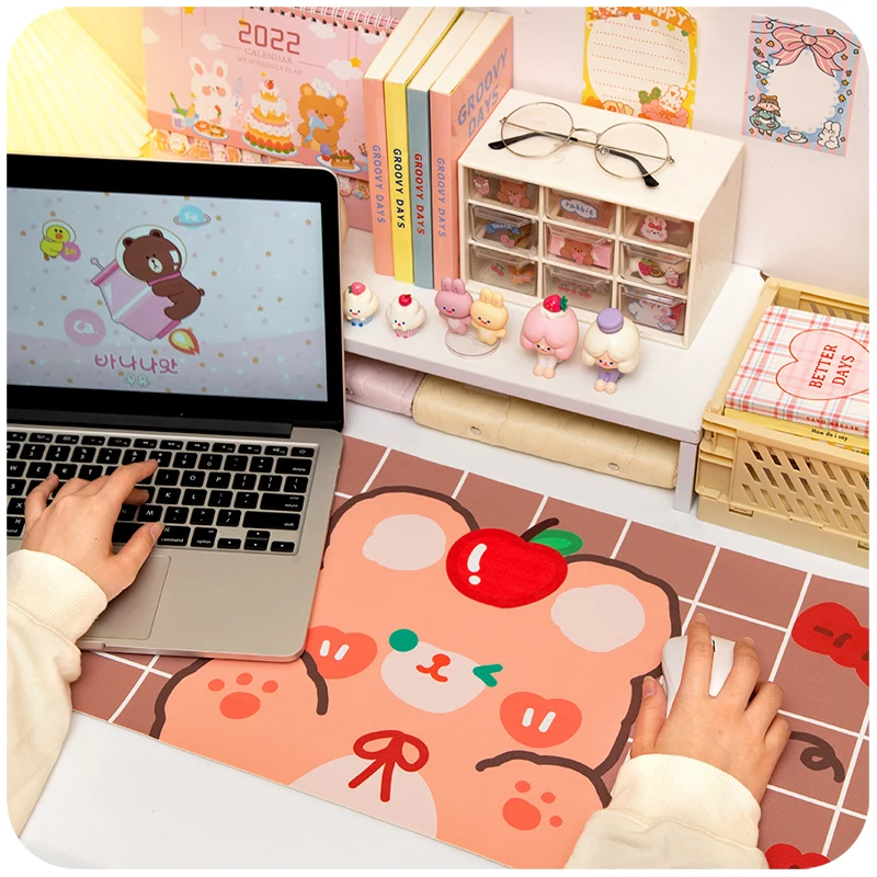 1 шт., коврик для мыши из ПУ кожи, с рисунком вишневого медведя 
1 шт., коврик для мыши из ПУ кожи, с рисунком вишневого медведя