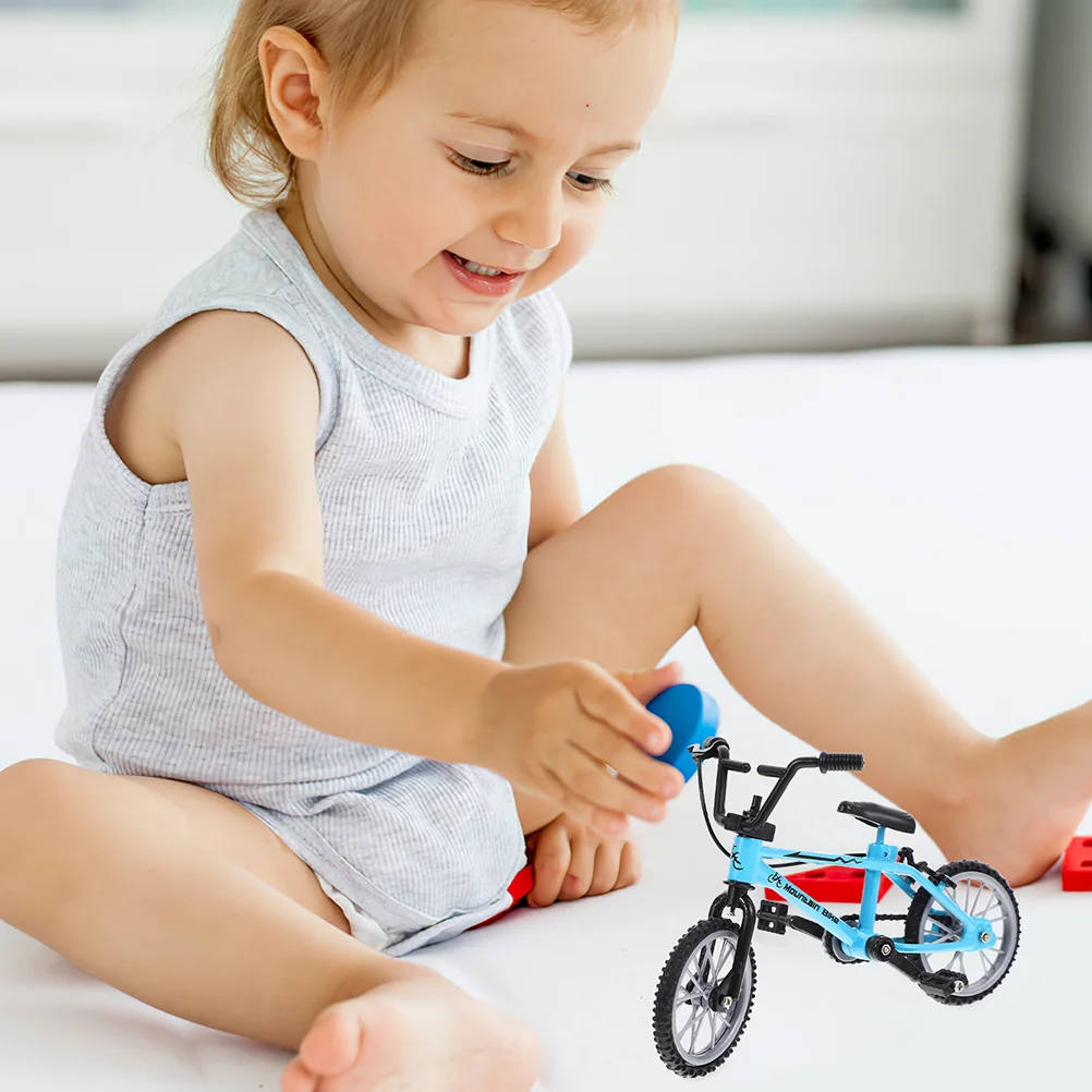 Миниатюрные Мини-велосипеды, миниатюрные велосипеды для дома, фотореквизит, 2 шт.
Миниатюрные Мини-велосипеды, миниатюрные велосипеды для дома, фотореквизит, 2 шт.