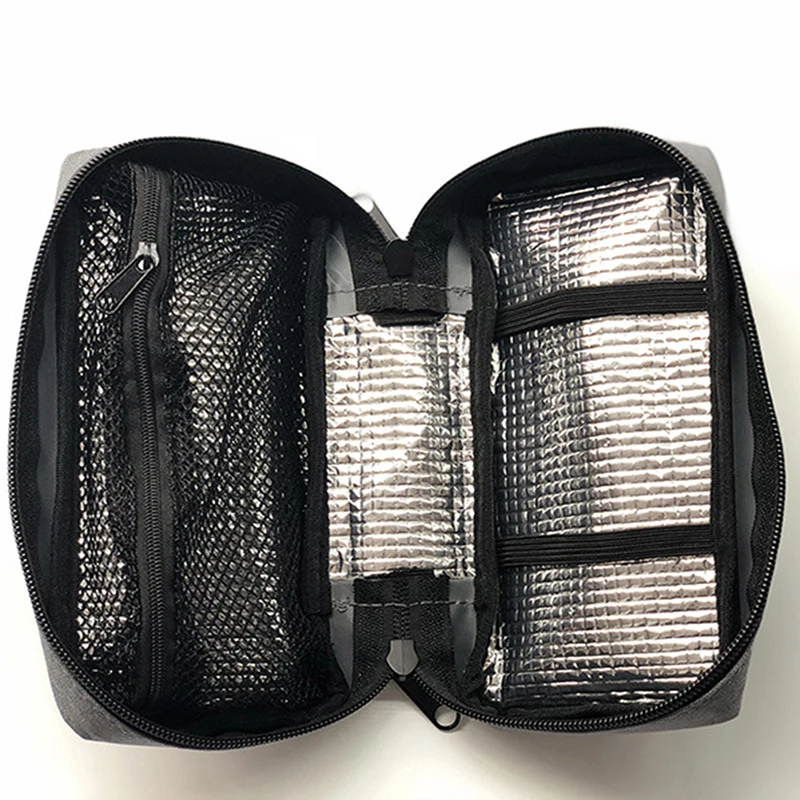 Portable Insulin Glaciated Cold Storage Bag Refrigerated Box Refrigerator Heat Packs Drug Freezer Pack With 2 Ice Pads
Portable Insulin Glaciated Cold Storage Bag Refrigerated Box Refrigerator Heat Packs Drug Freezer Pack With 2 Ice Pads