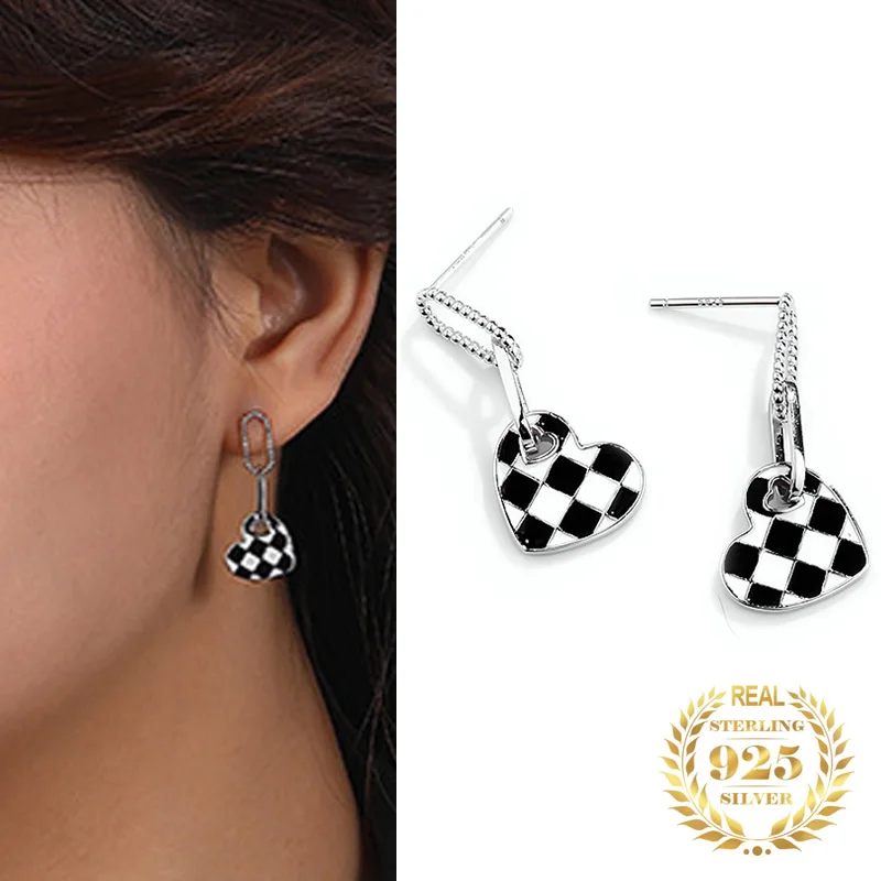 Fashion Jewelry Trendy Chessboard Black And White Enamel Heart Drop Earring Women Hooks Stud Earrings 925 Sterling Silver
Fashion Jewelry Trendy Chessboard Black And White Enamel Heart Drop Earring Women Hooks Stud Earrings 925 Sterling Silver