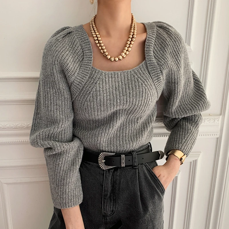 Winter 2022 Ladies Gentle Casual Square Collar Loose Soft Minimalist Pure Color Long-sleeved Pullover Knitted Gray Sweater
Winter 2022 Ladies Gentle Casual Square Collar Loose Soft Minimalist Pure Color Long-sleeved Pullover Knitted Gray Sweater