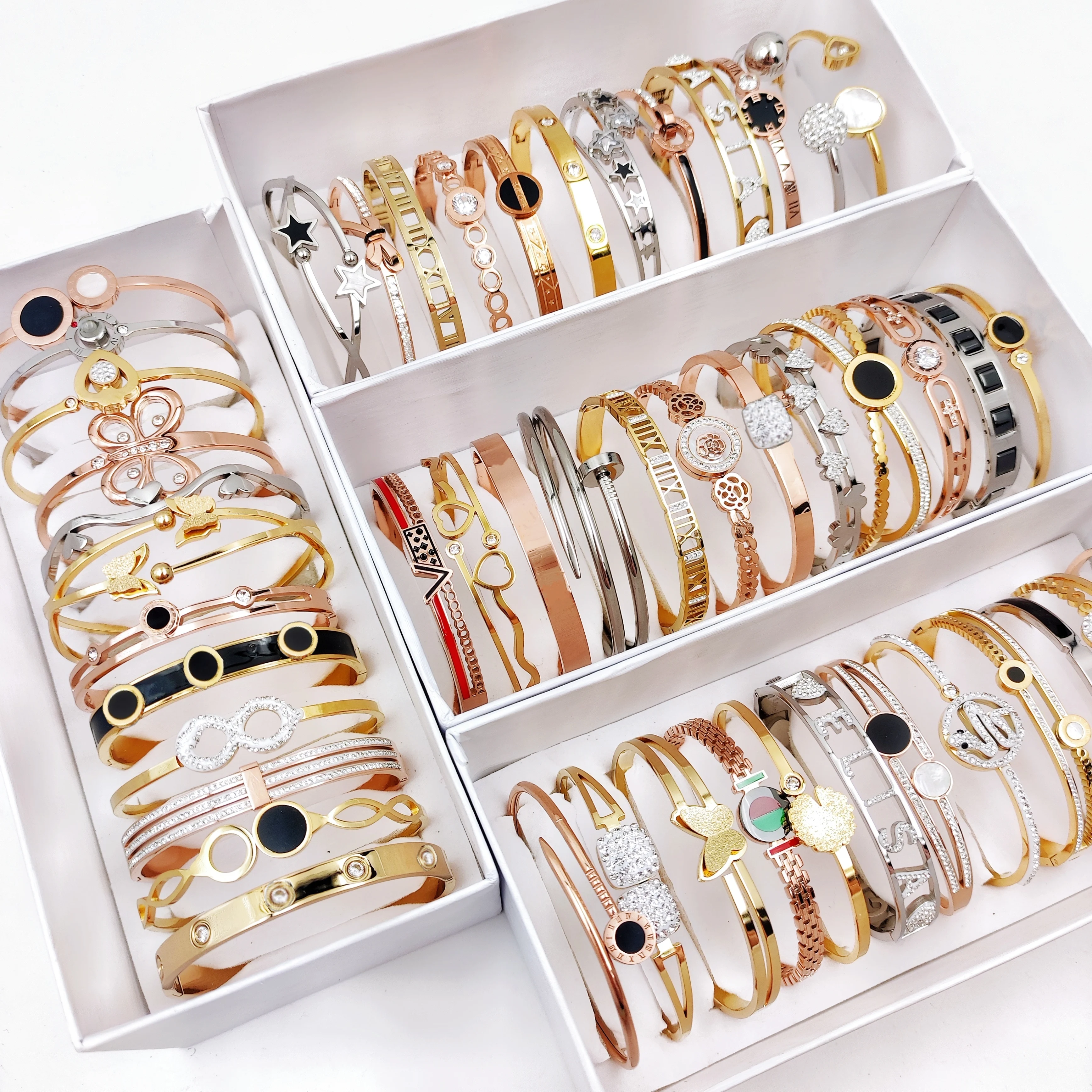 10Pcs/Lot Trendy Luxury 316L Stainless Steel Charm Bracelets for Women Girls Fashion Crystal Heart Open Bangles Jewelry Gifts
10Pcs/Lot Trendy Luxury 316L Stainless Steel Charm Bracelets for Women Girls Fashion Crystal Heart Open Bangles Jewelry Gifts