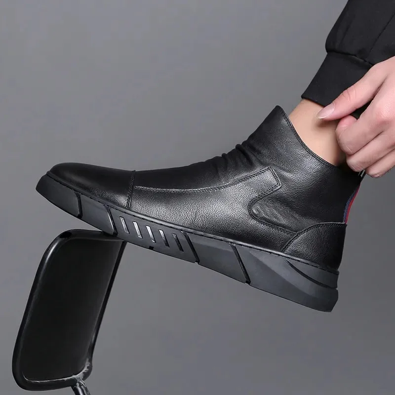 Luxury Designer Chelsea Boots Men Black Leather Male British Fashion Shoes Ankle Boots Waterproof Non-slip Shoes
Luxury Designer Chelsea Boots Men Black Leather Male British Fashion Shoes Ankle Boots Waterproof Non-slip Shoes