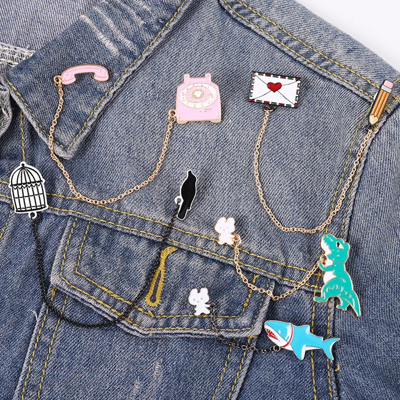 Various Chain Series Denim Enamel Lapel Pins Interesting Combination Badges Brooches Cute Gifts for Friends Jewelry Wholesale
Various Chain Series Denim Enamel Lapel Pins Interesting Combination Badges Brooches Cute Gifts for Friends Jewelry Wholesale
