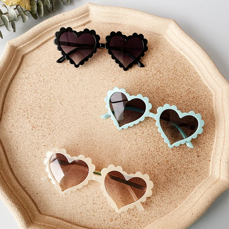 Headwear 6 Colors Infant Boy Girl Solid Love Pattern Sun Kid Eyewear Beach Casual Fashion Chic Hot Sale
Headwear 6 Colors Infant Boy Girl Solid Love Pattern Sun Kid Eyewear Beach Casual Fashion Chic Hot Sale