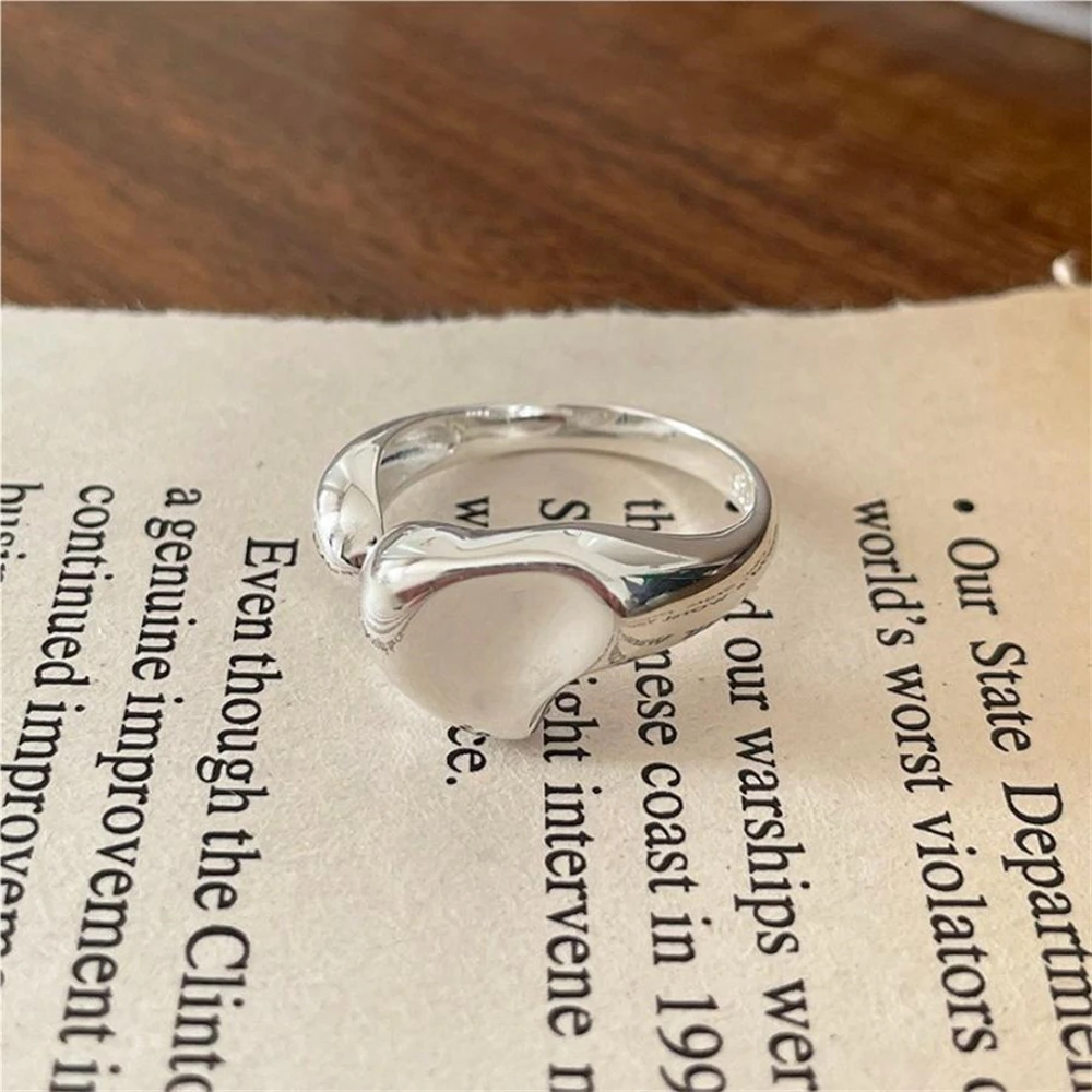Lispector 925 Sterling Silver Korean Irregular Peach Heart Rings for Women Geometric Open Ring Punk Party Jewelry Couple Gifts
Lispector 925 Sterling Silver Korean Irregular Peach Heart Rings for Women Geometric Open Ring Punk Party Jewelry Couple Gifts