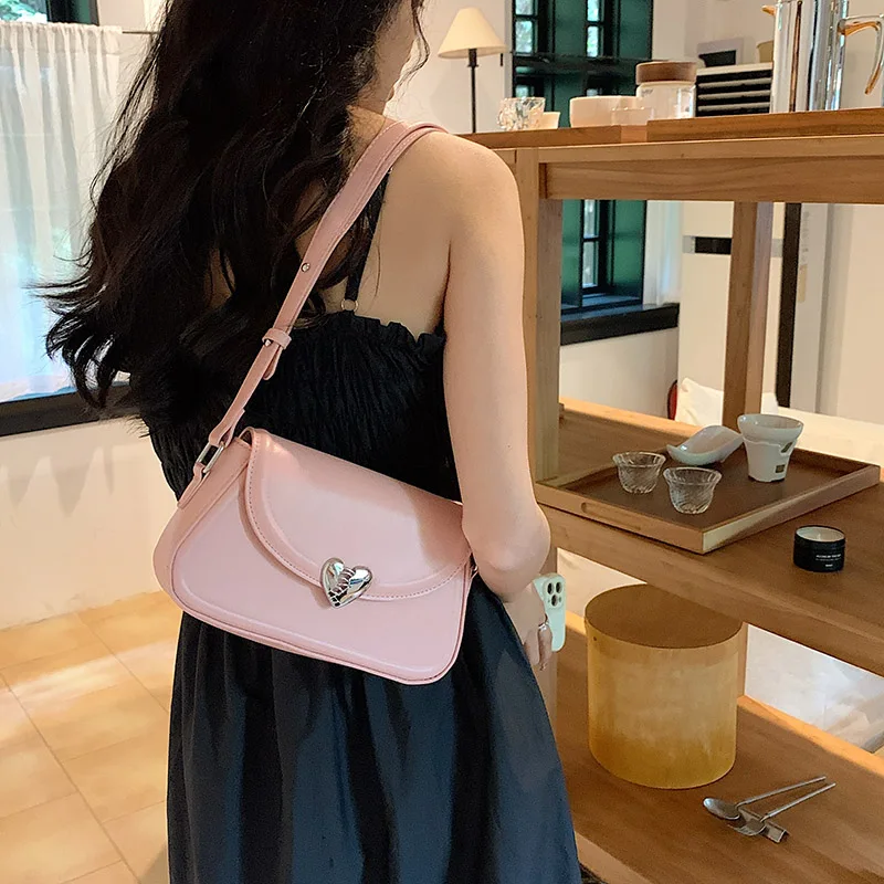 Love Buckle Silver Crossbody Shouder Bags for Women 2023 PU Leather Luxury Brand Female Underarm Bag Handbags
Love Buckle Silver Crossbody Shouder Bags for Women 2023 PU Leather Luxury Brand Female Underarm Bag Handbags