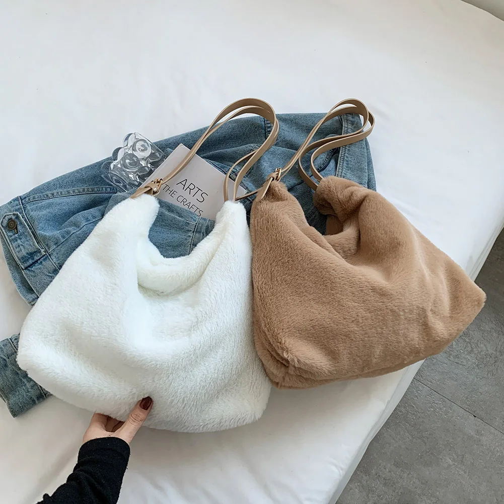 Fashion Women Plush Double Strap Handbag Casual Warm Soft Fur Fabric Large Capacity Shopping Bags Portable Pure Solid Purse
Fashion Women Plush Double Strap Handbag Casual Warm Soft Fur Fabric Large Capacity Shopping Bags Portable Pure Solid Purse