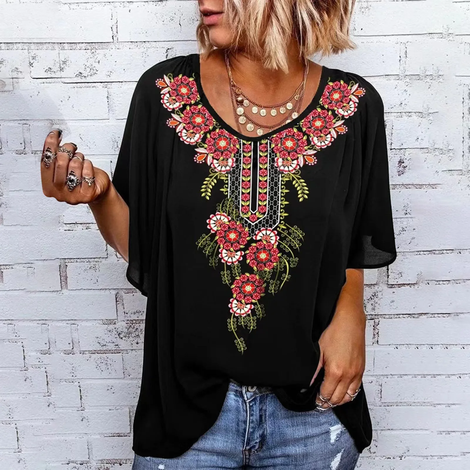 2022 Summer Women's Printed Ethnic Style Short Sleeve Top T-shirt Casual Loose Vintage Fashion Blouse Pullover V Neck Tees Shirt
2022 Summer Women's Printed Ethnic Style Short Sleeve Top T-shirt Casual Loose Vintage Fashion Blouse Pullover V Neck Tees Shirt