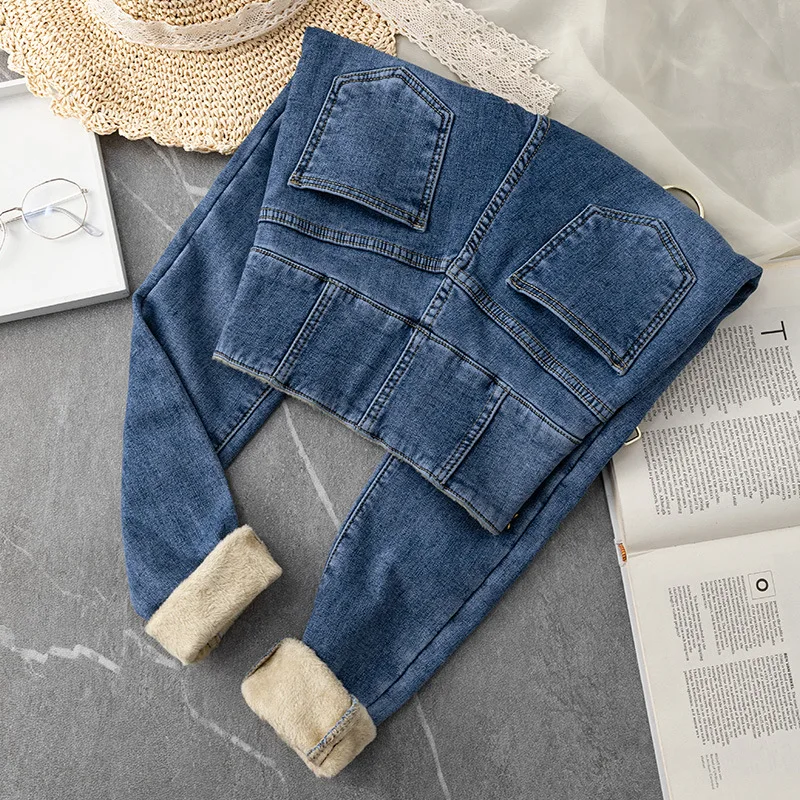 women's trousers, feet pants, Korean style high-waist pants 2021 autumn and winter plus velvet four-breasted slim-fit
women's trousers, feet pants, Korean style high-waist pants 2021 autumn and winter plus velvet four-breasted slim-fit