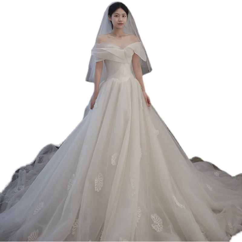 Свадебное платье с открытыми плечами для невесты в Пол Ретро французское платье для женщин
Свадебное платье с открытыми плечами для невесты в Пол Ретро французское платье для женщин