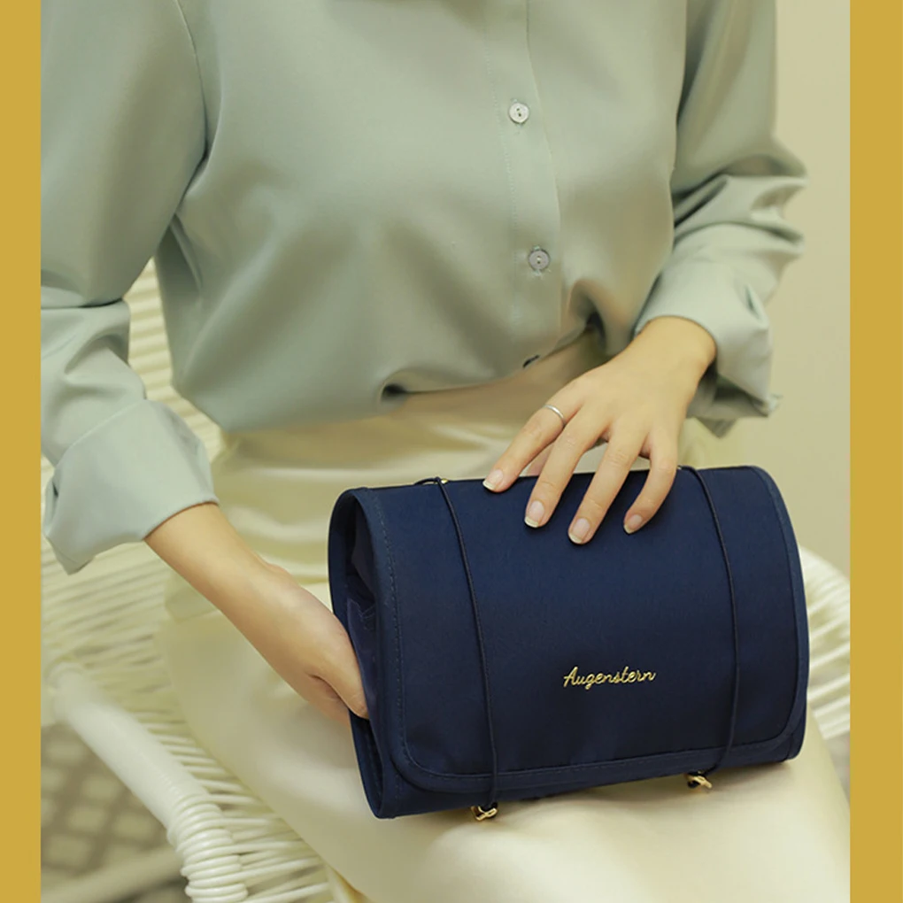 Four-in-One Hanging Cosmetic Bag Multifunctional Makeup Bags Supplies Organizer Foldable Fashionable for Birthday Christmas
Four-in-One Hanging Cosmetic Bag Multifunctional Makeup Bags Supplies Organizer Foldable Fashionable for Birthday Christmas