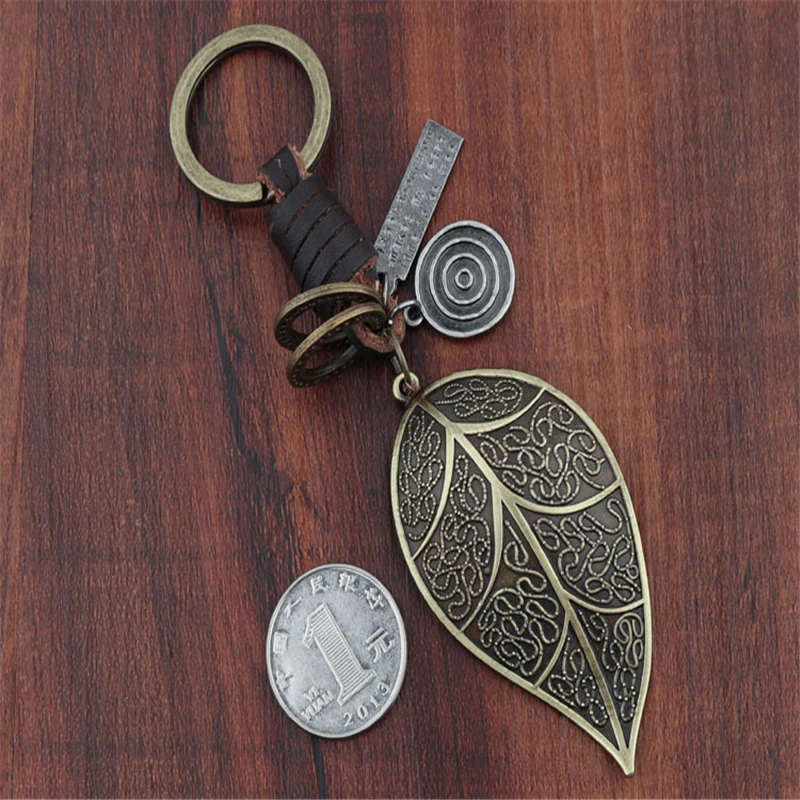 New Genuine Leather KeyChain Punk Rock Vintage Animal Feather Robot Key Chains for Man Woman Jewelry Gifts
New Genuine Leather KeyChain Punk Rock Vintage Animal Feather Robot Key Chains for Man Woman Jewelry Gifts
