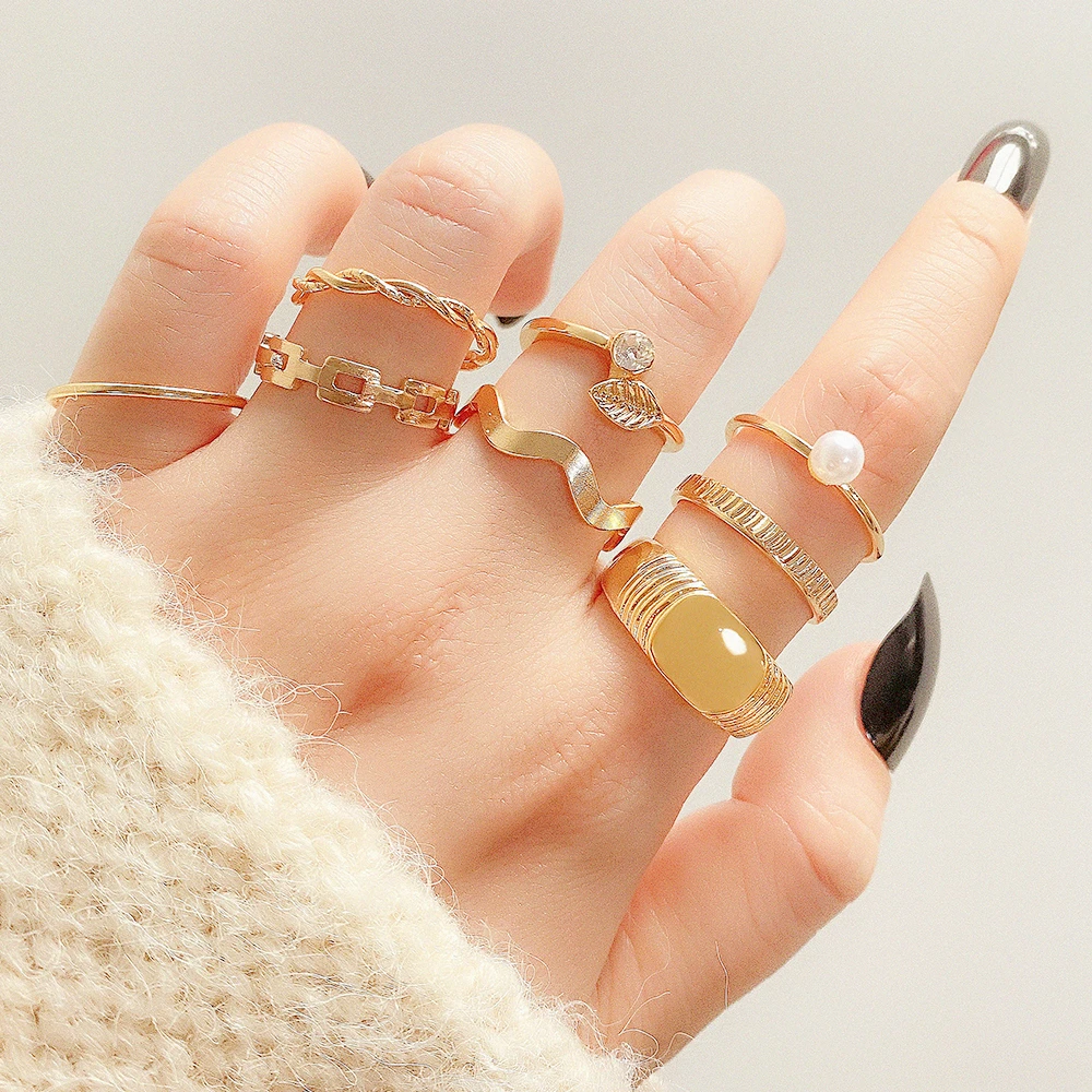 KISSWIFE Fashion Gold Color Leaf Rings Set For Women Girls Crystal Pearl Cross Geometry Finger Rings Charm Jewelry Party Gifts
KISSWIFE Fashion Gold Color Leaf Rings Set For Women Girls Crystal Pearl Cross Geometry Finger Rings Charm Jewelry Party Gifts