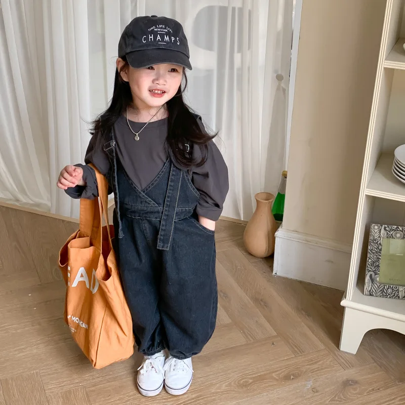 Korean Style Children Letter Printing Bottoming Shirt 2022 Autumn New Boys and Girls Casual Loose Long sleeve T-shirt
Korean Style Children Letter Printing Bottoming Shirt 2022 Autumn New Boys and Girls Casual Loose Long sleeve T-shirt