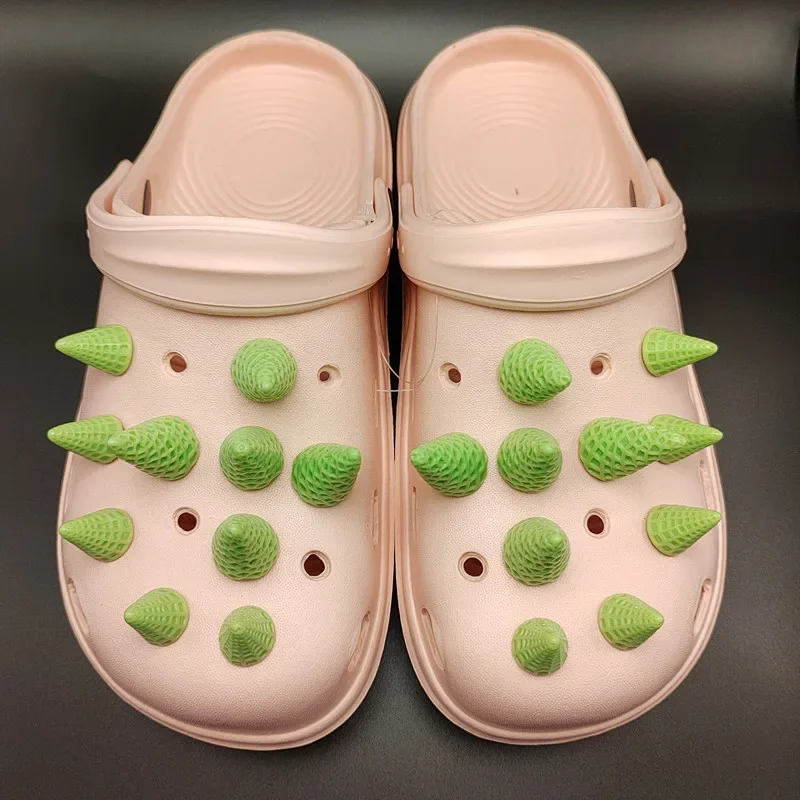 Hot Fashion Rivet Croc Charms Designer High Quality Clogs Shoe Accessories Trend All-match Charms for Croc DIY Kids Girls Gifts
Hot Fashion Rivet Croc Charms Designer High Quality Clogs Shoe Accessories Trend All-match Charms for Croc DIY Kids Girls Gifts