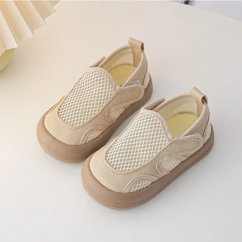 Retro Beetle children's cloth shoes spring and summer new boys and girls treasure single net magic sticker
Retro Beetle children's cloth shoes spring and summer new boys and girls treasure single net magic sticker