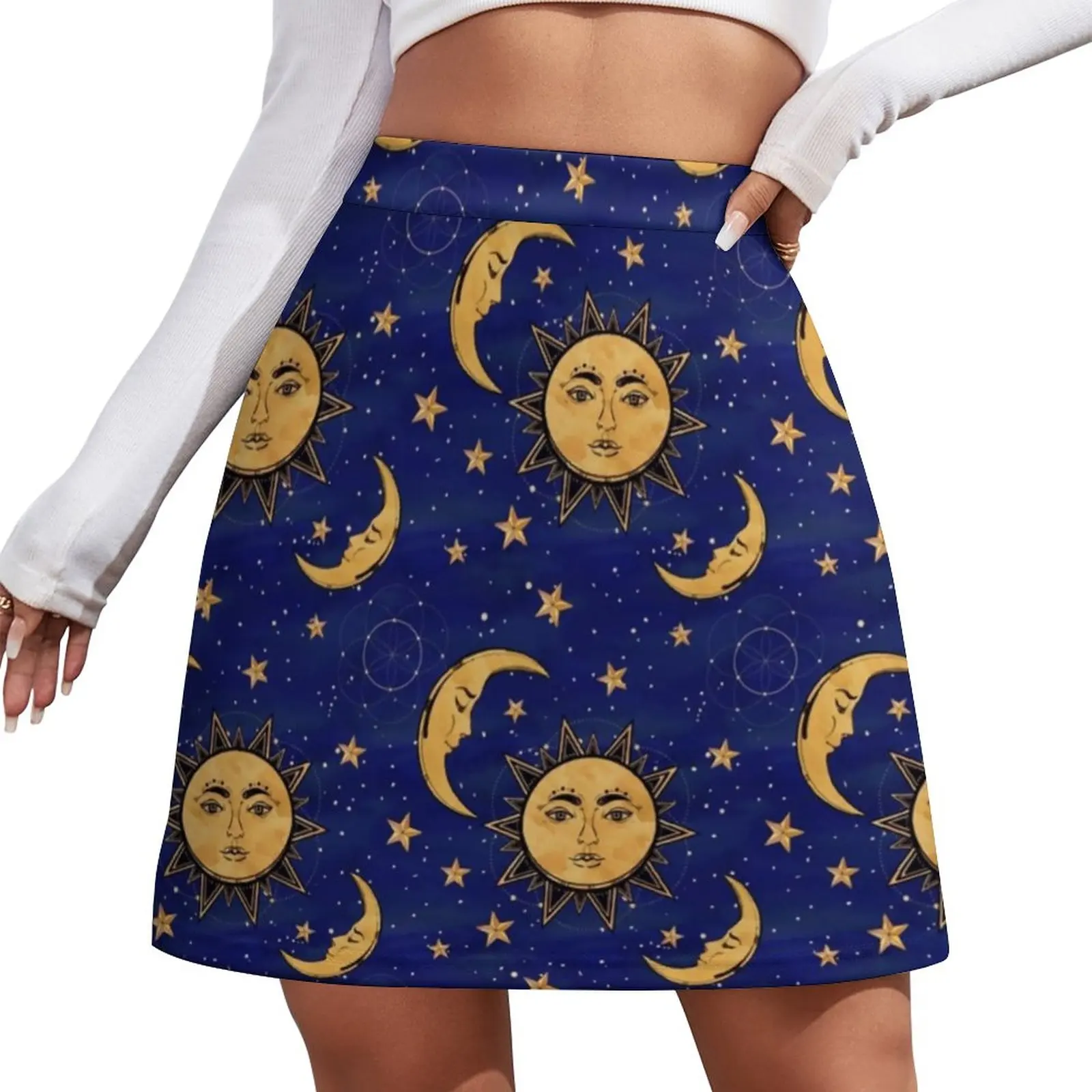 Юбка Sun Stars Celestial в винтажном стиле, модная повседневная Милая Мини-юбка в Корейском стиле с Луной, дизайнерская одежда, идея для подарка
Юбка Sun Stars Celestial в винтажном стиле, модная повседневная Милая Мини-юбка в Корейском стиле с Луной, дизайнерская одежда, идея для подарка