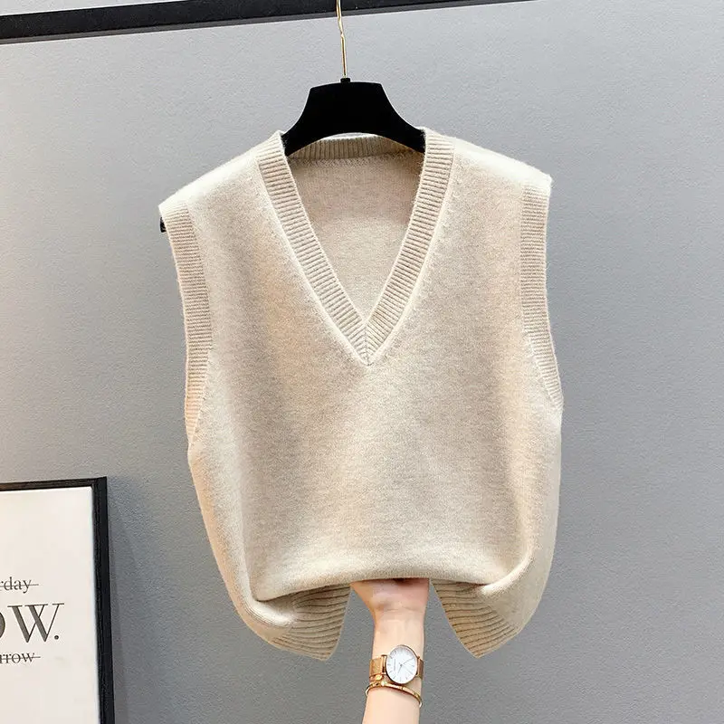 Preppy Style All-match Women Sweaters Vest Spring Autumn New Sleeveless Solid V-neck Korean Pullover Loose Knitted Casual Tops
Preppy Style All-match Women Sweaters Vest Spring Autumn New Sleeveless Solid V-neck Korean Pullover Loose Knitted Casual Tops