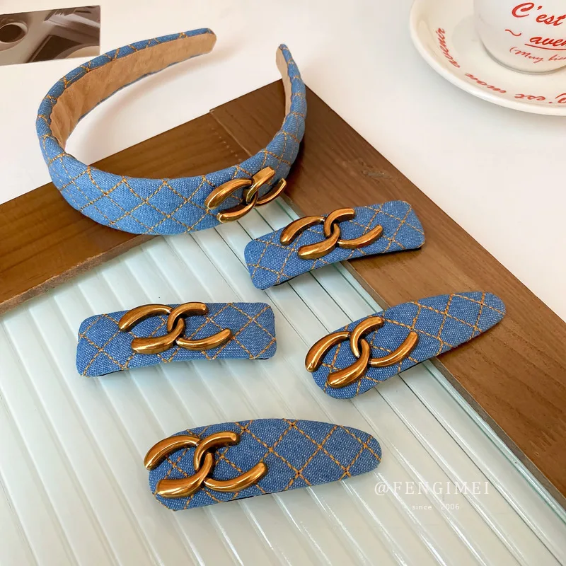 Korean Fashion Ins Geometric Letter Cowboy Hair Clip Sweet Bb Bangs Side Commuter Personality Accessories Female
Korean Fashion Ins Geometric Letter Cowboy Hair Clip Sweet Bb Bangs Side Commuter Personality Accessories Female