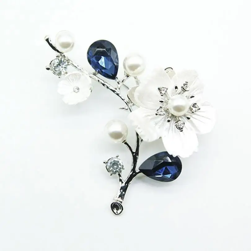 Woman Dress Fashion Exquisite Imitation Pearl Blue Crystal Zircon Brooch Elegant Pin Jewelry
Woman Dress Fashion Exquisite Imitation Pearl Blue Crystal Zircon Brooch Elegant Pin Jewelry