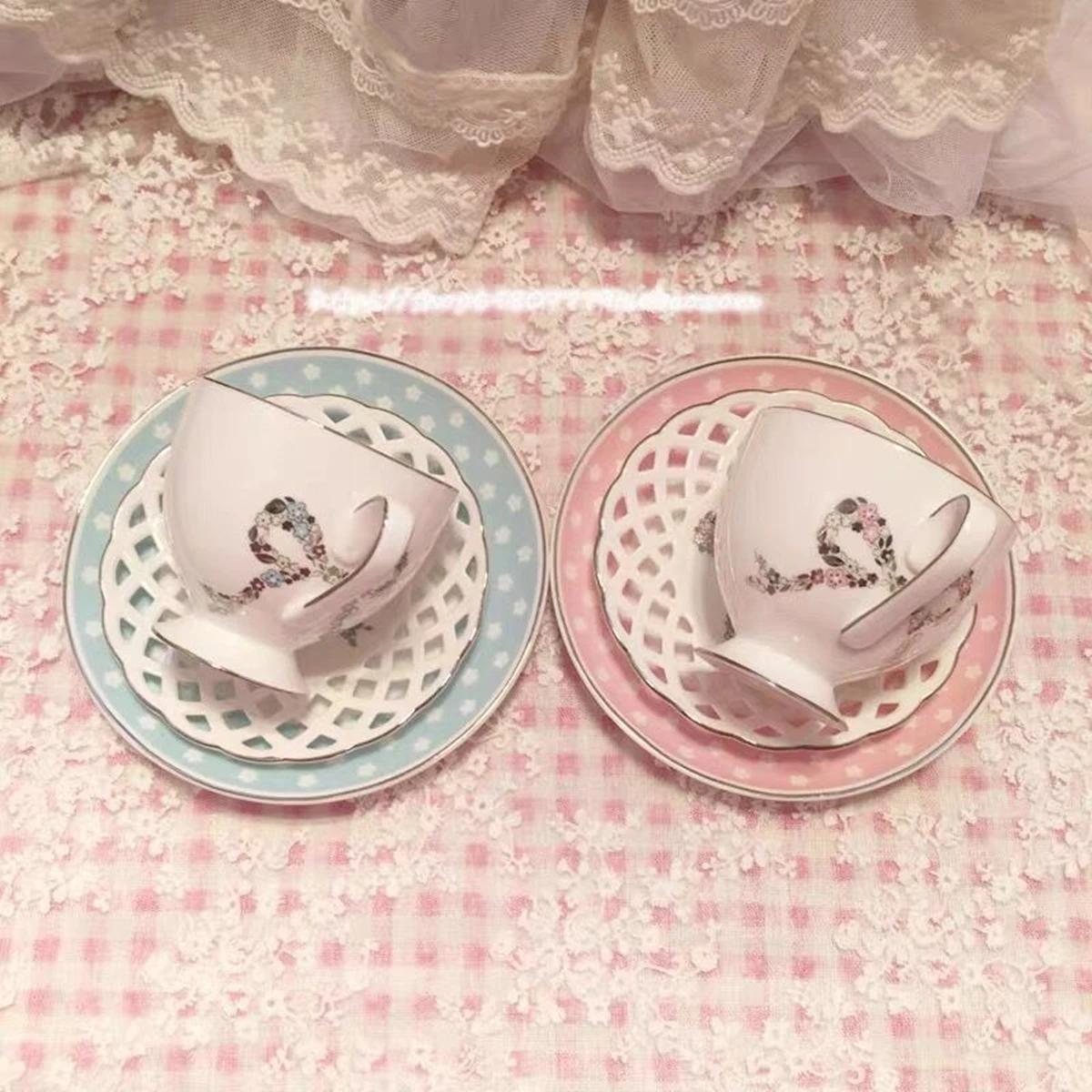 180ML Cute Pink Bow Coaster Pad Milk Tae Coffee Cup Mat Round Heat-insulated Placemats Home Decoration 1set
180ML Cute Pink Bow Coaster Pad Milk Tae Coffee Cup Mat Round Heat-insulated Placemats Home Decoration 1set