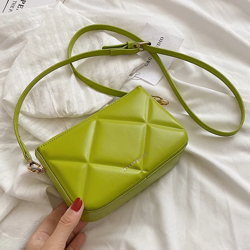 2022 New All-match Fashion Luxury High-quality Casual Simple Rhombus Bag Shoulder Messenger Bag Small Square Bag Women's Summer
2022 New All-match Fashion Luxury High-quality Casual Simple Rhombus Bag Shoulder Messenger Bag Small Square Bag Women's Summer
