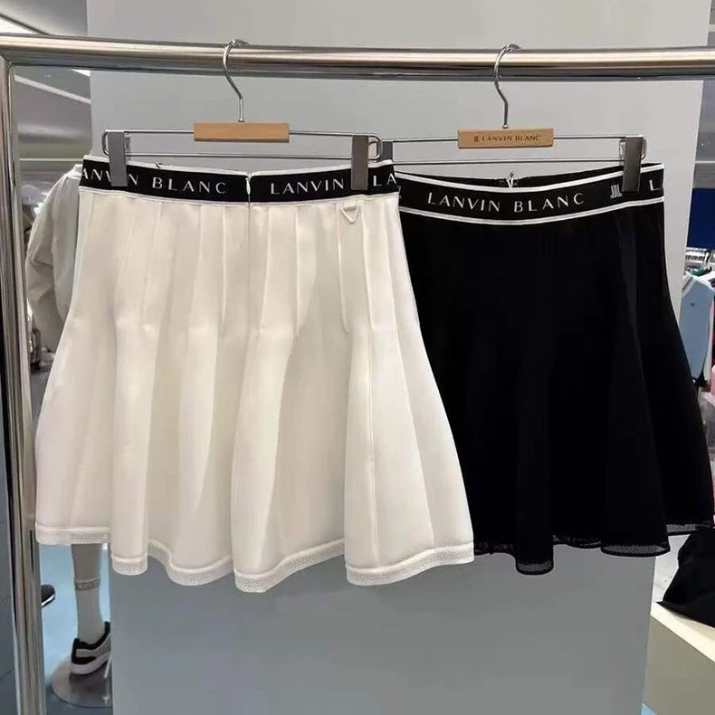 2023 New Golf Women's Summer Short Skirt Quick Dry Breathable Outdoor Sports Flare Skirt
2023 New Golf Women's Summer Short Skirt Quick Dry Breathable Outdoor Sports Flare Skirt