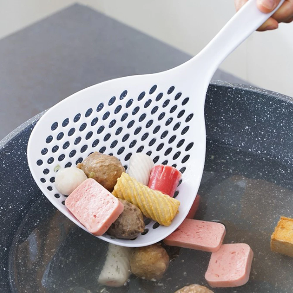 Japanese Style Large Colander Kitchen Long Handle Plastic Noodle Spoon Kitchen Colander Spoon Household Large Colander
Japanese Style Large Colander Kitchen Long Handle Plastic Noodle Spoon Kitchen Colander Spoon Household Large Colander