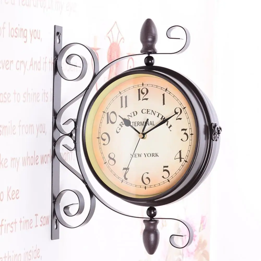 Decorative Clock European Style Rust-proof Wrought Iron Battery Durable Practical Operated Non-Ticking Retro Wall Clock for Home
Decorative Clock European Style Rust-proof Wrought Iron Battery Durable Practical Operated Non-Ticking Retro Wall Clock for Home